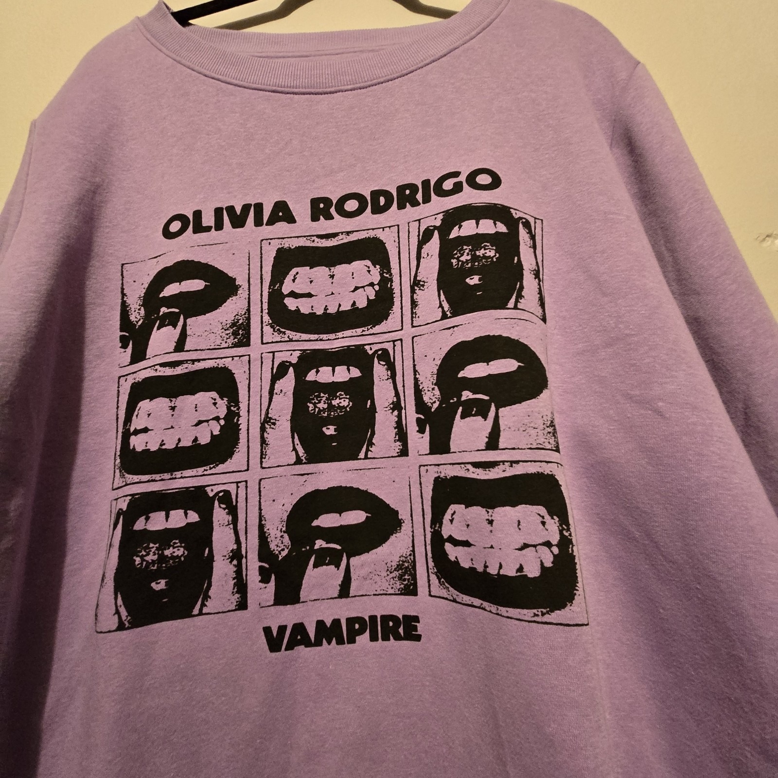Olivia Rodrigo Vampire Graphic Sweatshirt Women's Plus 3x Purple Goth Grunge Euc — image 2 of 7